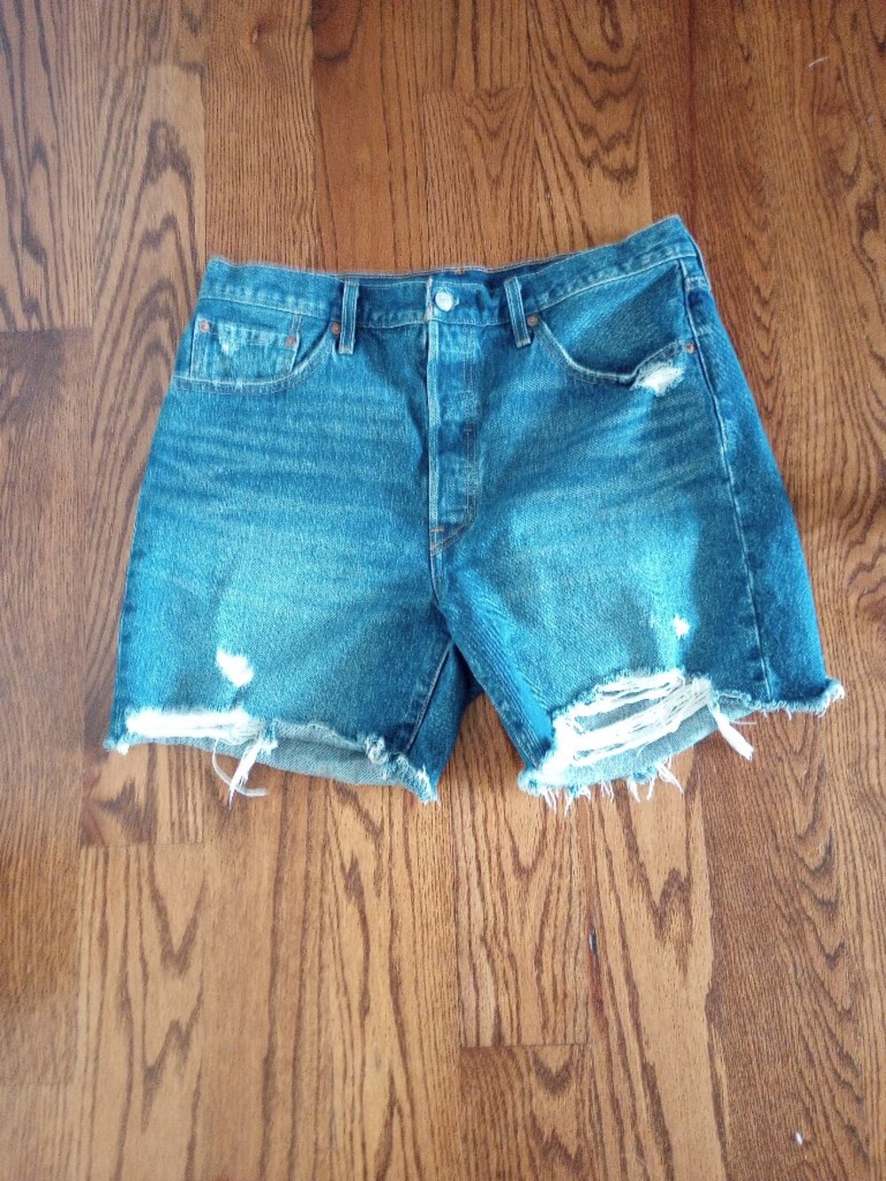 Levis 501 Cut Off Denim Jean Shorts